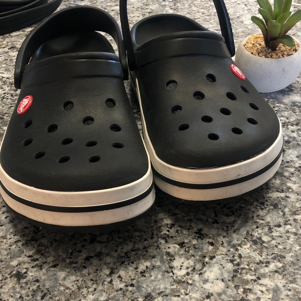 Crocs 7Crocband Clog Mules - Black/White UNISEX Men5/Women 7 EUC